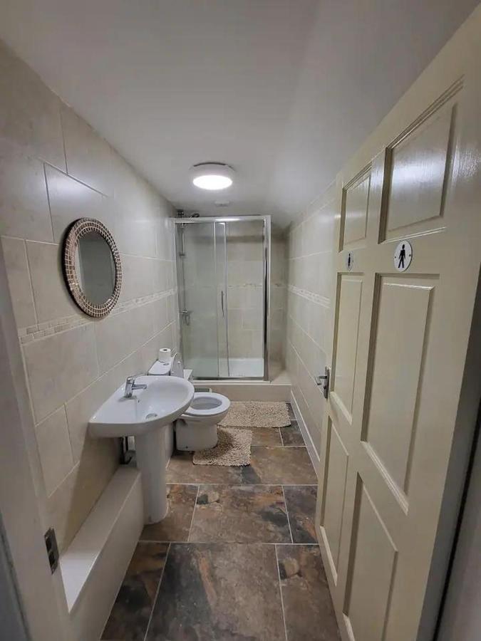 Dublin Packet - Single Room 3 Holyhead Exterior photo